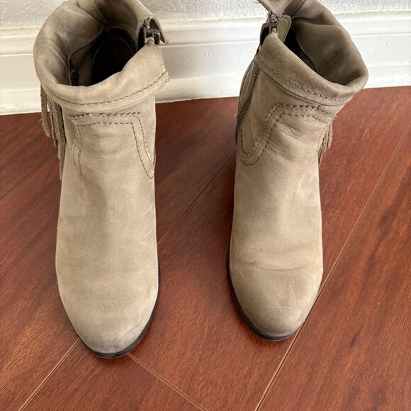 Sam Edelman Louie Fringe Suede Ankle Boot Size 8.5 - Picture 2 of 4